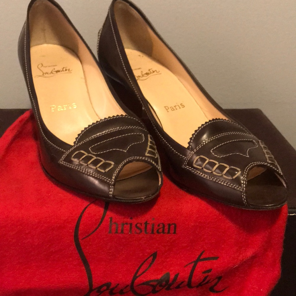 Christian Louboutin 38.5 - brown kitten heels